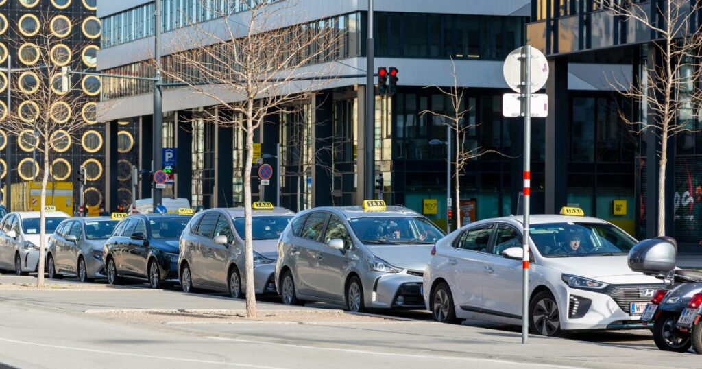 シニア・高齢者向けの安心旅行先まとめ