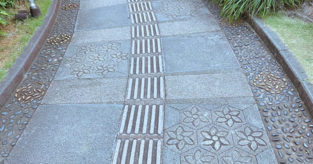 70代 シニア旅行 ブログ 福州園 那覇観光