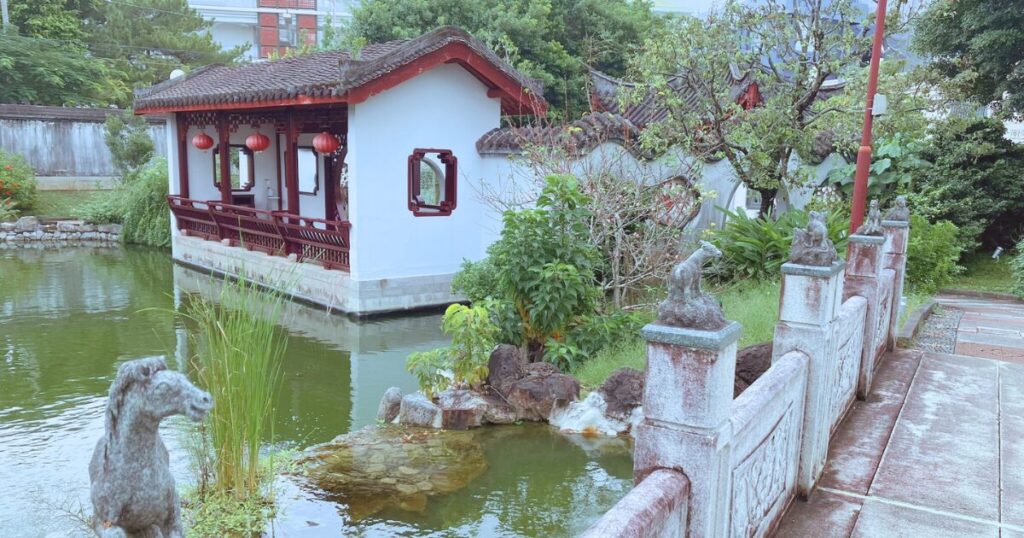 70代 シニア旅行 ブログ 福州園 那覇観光