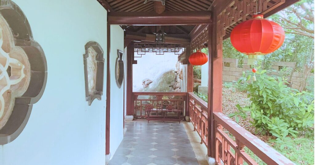 70代 シニア旅行 ブログ 福州園 那覇観光